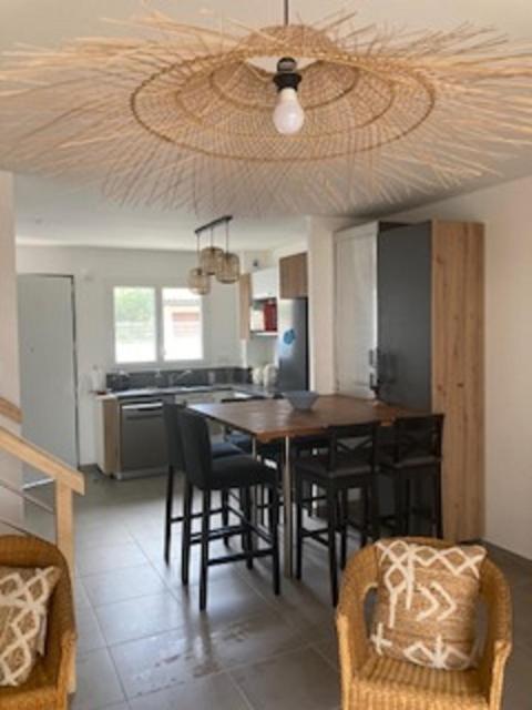 Maison Neuve Clim 400m Saintes-Maries-de-La-Mer